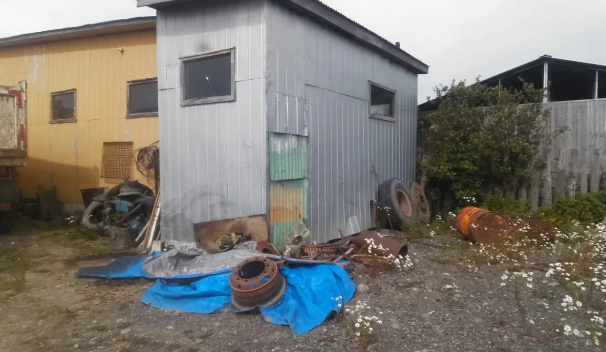 Propiedad en Puerto Natales, amplios espacios 12