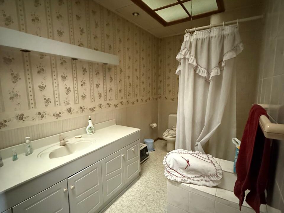 WhatsApp Image 2026-02-17 at 17.42.21bfds